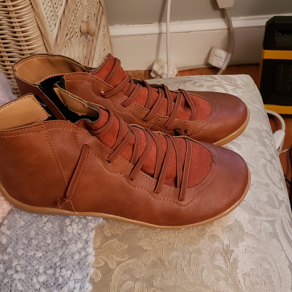 Shoes - Picture 2 of 2